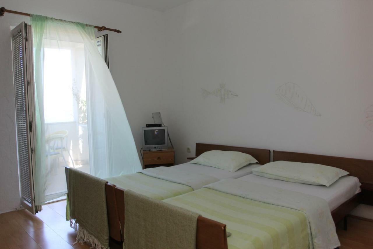 Apartmani Vesna Supetar Exterior photo