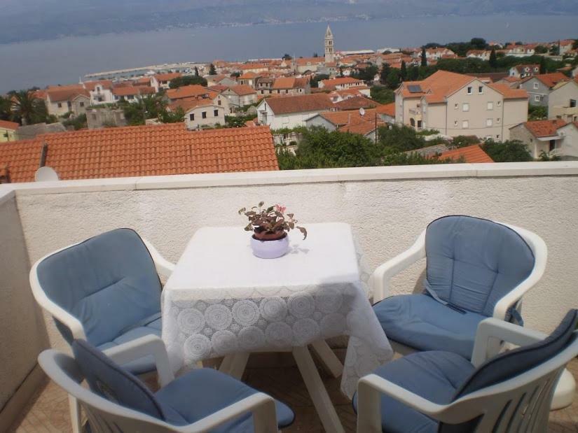 Apartmani Vesna Supetar Exterior photo